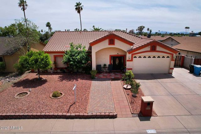 3737 W CROCUS Drive, Phoenix, AZ 85053