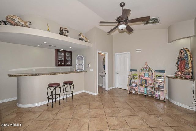 3737 W CROCUS Drive, Phoenix, AZ 85053