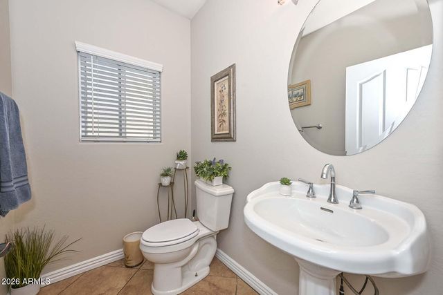 3737 W CROCUS Drive, Phoenix, AZ 85053