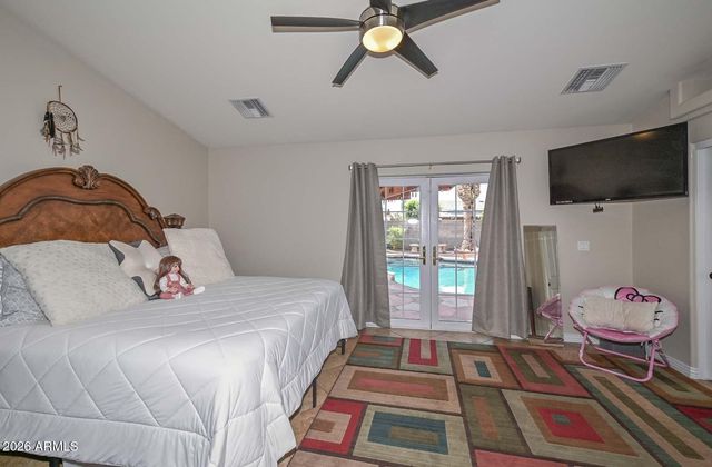 3737 W CROCUS Drive, Phoenix, AZ 85053