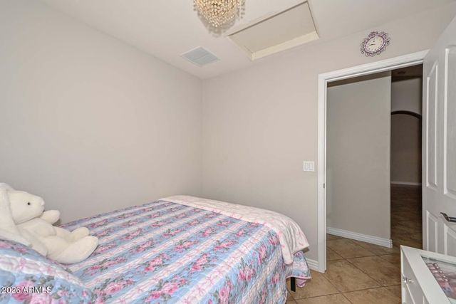 3737 W CROCUS Drive, Phoenix, AZ 85053