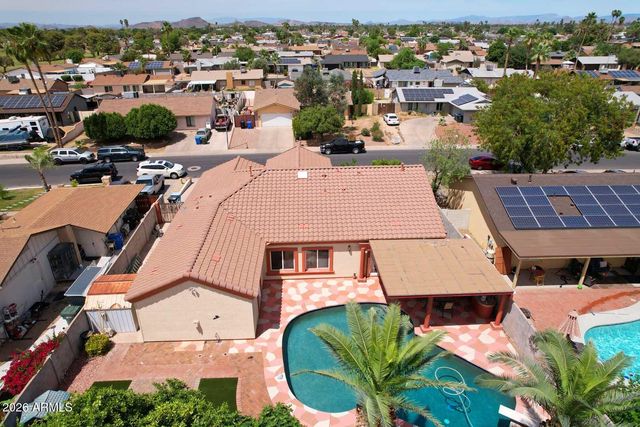 3737 W CROCUS Drive, Phoenix, AZ 85053