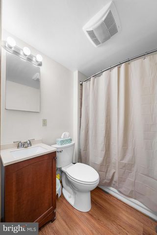 951 BARKSDALE RD, Newark, DE 19711