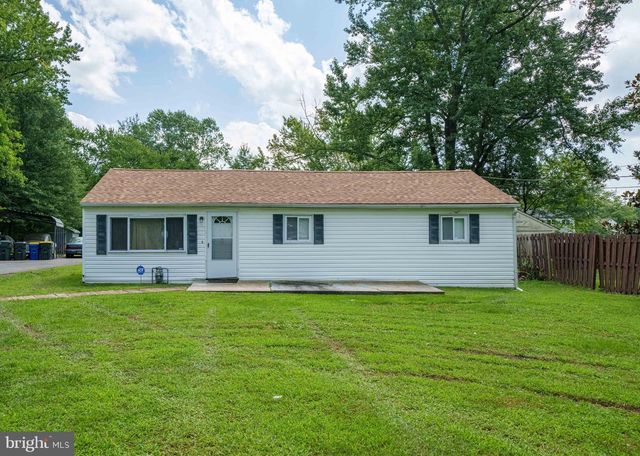 951 BARKSDALE RD, Newark, DE 19711