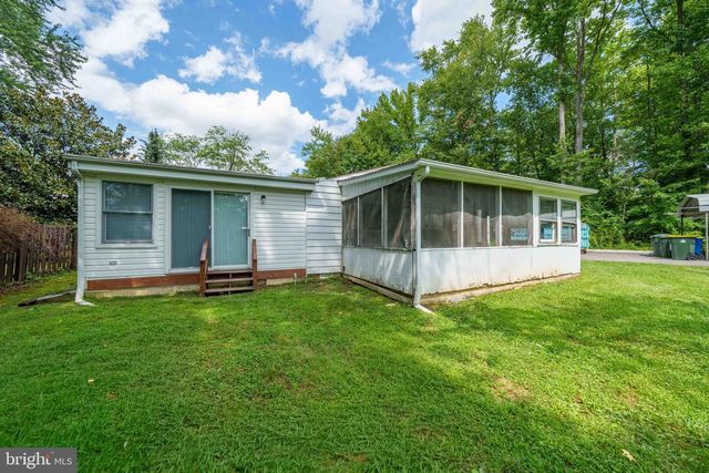 951 BARKSDALE RD, Newark, DE 19711