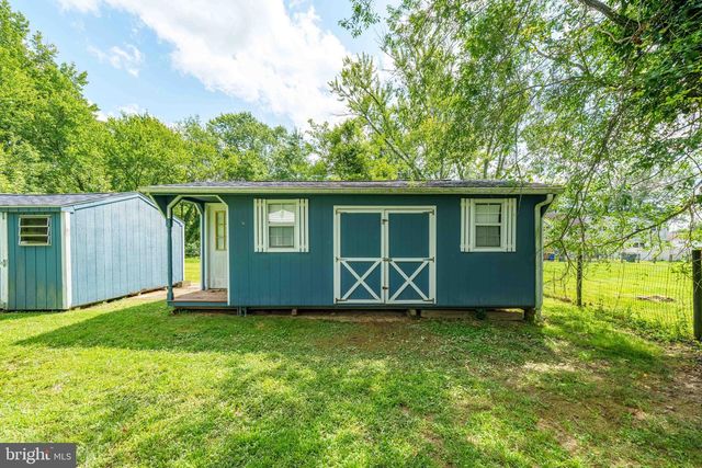 951 BARKSDALE RD, Newark, DE 19711
