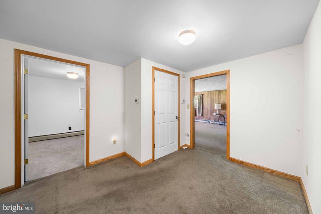 951 BARKSDALE RD, Newark, DE 19711