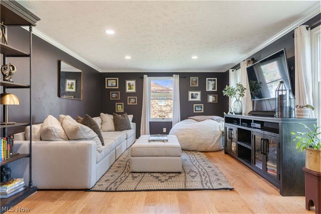 4705 Woodland Avenue NW, Canton, OH 44709