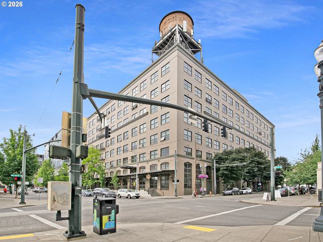 1420 Nw LOVEJOY St 720, Portland, OR 97209