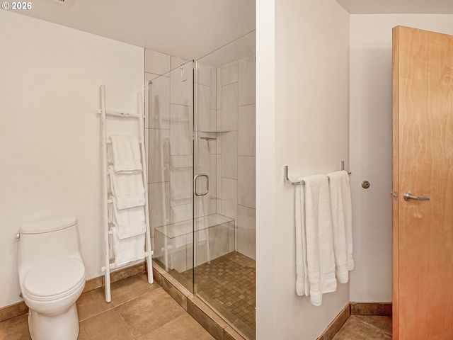 1420 Nw LOVEJOY St 720, Portland, OR 97209