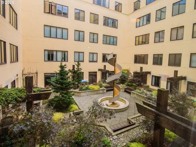 1420 Nw LOVEJOY St 720, Portland, OR 97209