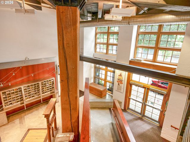 1420 Nw LOVEJOY St 720, Portland, OR 97209