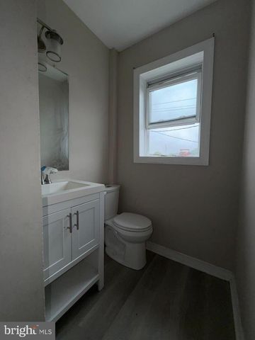 117 N CLINTON ST, Baltimore, MD 21224