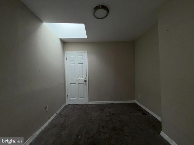 117 N CLINTON ST, Baltimore, MD 21224