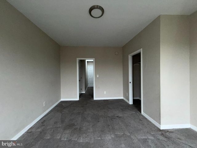 117 N CLINTON ST, Baltimore, MD 21224