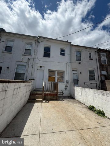 117 N CLINTON ST, Baltimore, MD 21224