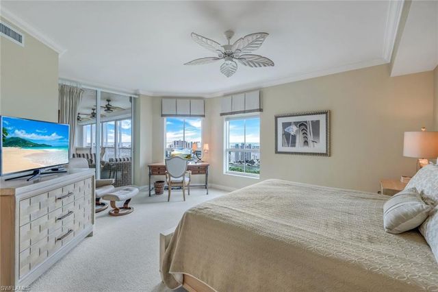 295 Grande WAY # 1202, Naples, FL 34110