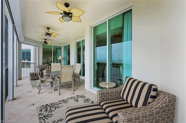 295 Grande WAY # 1202, Naples, FL 34110