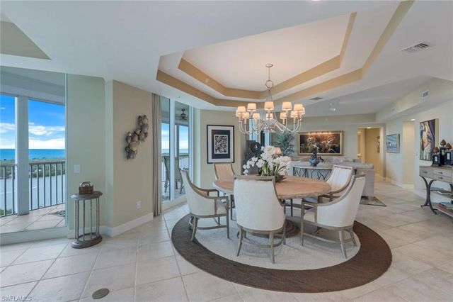 295 Grande WAY # 1202, Naples, FL 34110