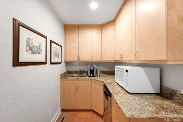 2800 S University Boulevard 69, Denver, CO 80210
