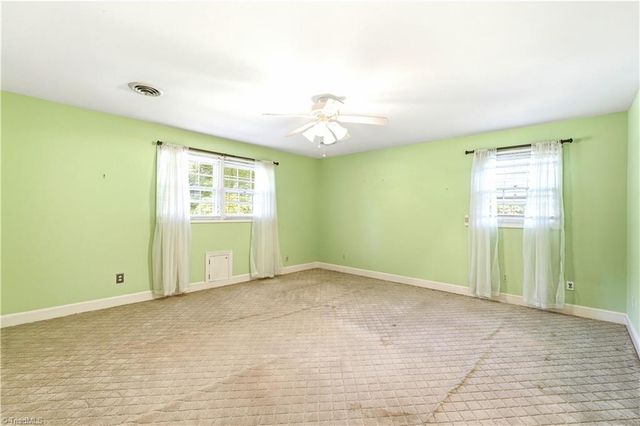 612 Hertford Road, Winston-salem, NC 27104