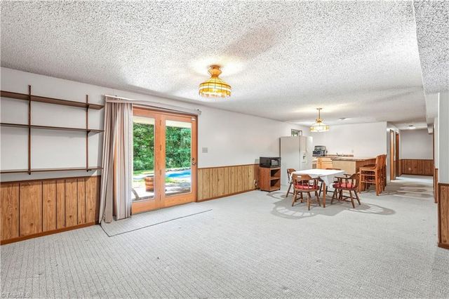 612 Hertford Road, Winston-salem, NC 27104