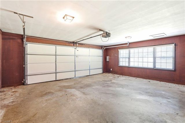 612 Hertford Road, Winston-salem, NC 27104