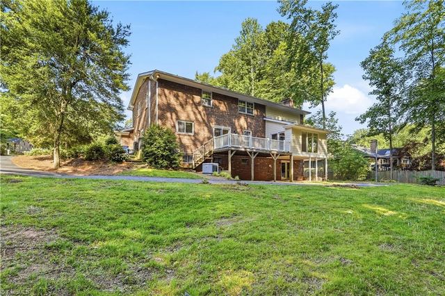 612 Hertford Road, Winston-salem, NC 27104