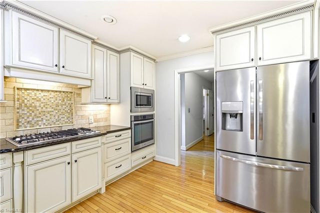 612 Hertford Road, Winston-salem, NC 27104
