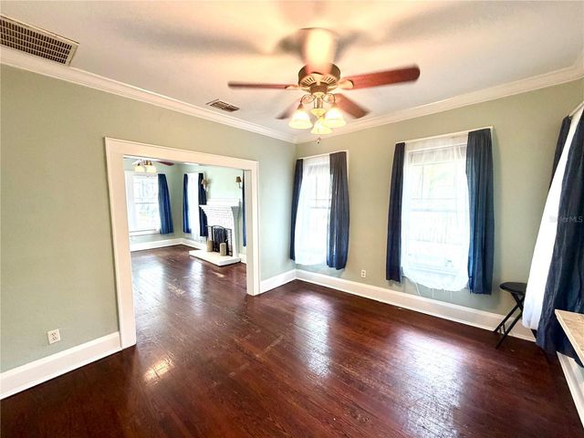 521 YOUNG PLACE, Lakeland, FL 33803