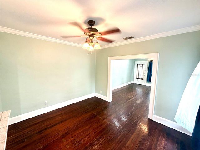 521 YOUNG PLACE, Lakeland, FL 33803
