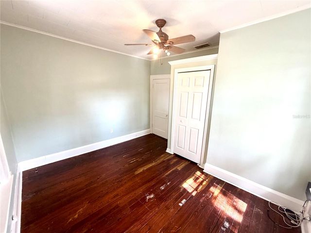 521 YOUNG PLACE, Lakeland, FL 33803