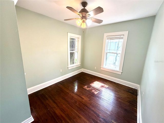 521 YOUNG PLACE, Lakeland, FL 33803