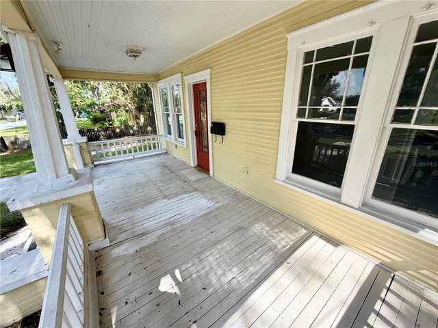521 YOUNG PLACE, Lakeland, FL 33803
