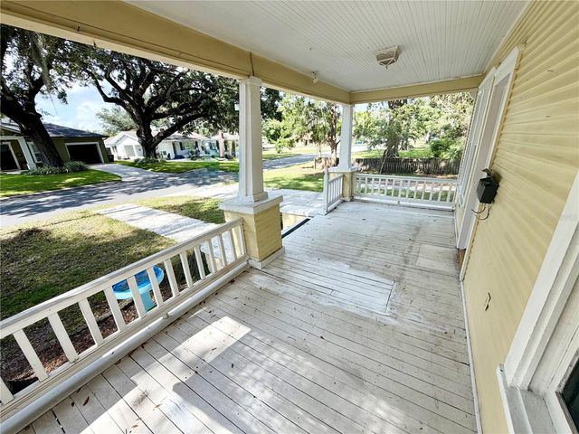 521 YOUNG PLACE, Lakeland, FL 33803