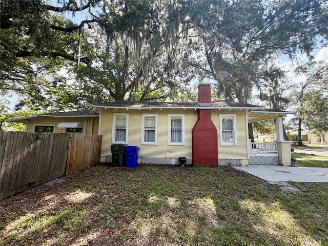 521 YOUNG PLACE, Lakeland, FL 33803