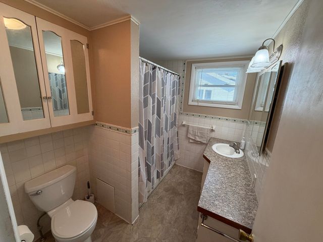 712 W Walnut Street, City Of Hastings, MI 49058