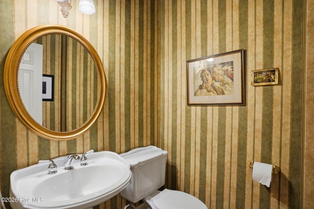 8700 Fazio Drive, Wilmington, NC 28411