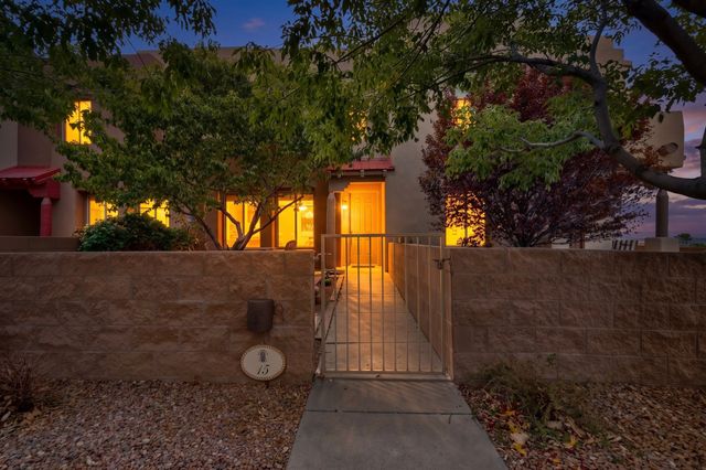 15 Johnson Mesa, Santa Fe, NM 87508