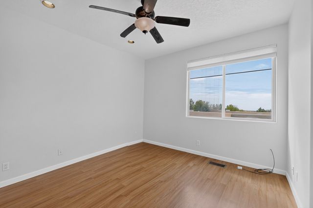 15 Johnson Mesa, Santa Fe, NM 87508
