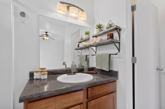 15 Johnson Mesa, Santa Fe, NM 87508