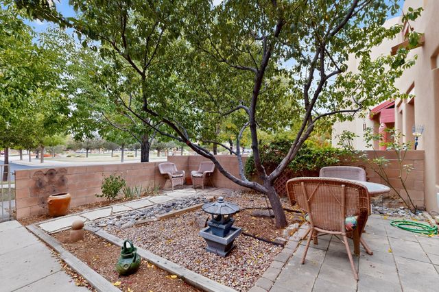 15 Johnson Mesa, Santa Fe, NM 87508