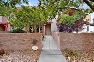 15 Johnson Mesa, Santa Fe, NM 87508