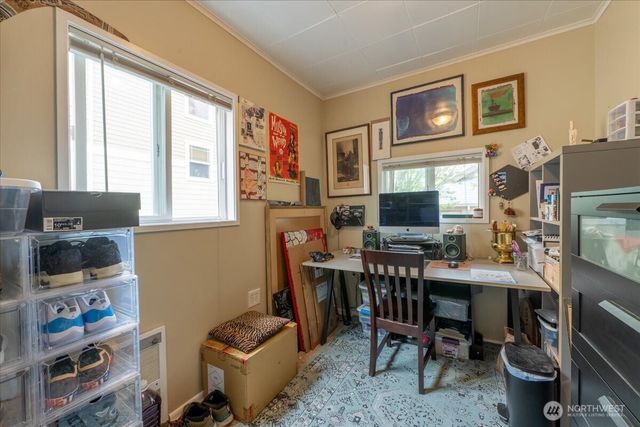 7945 9th Avenue SW, Seattle, WA 98106