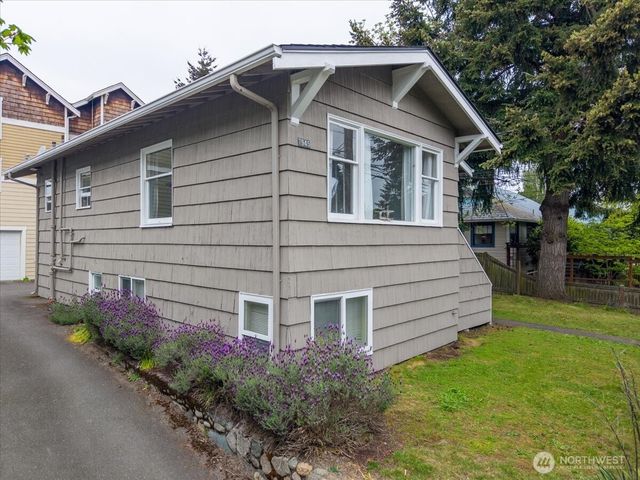 7945 9th Avenue SW, Seattle, WA 98106