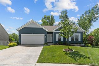8 Crystal Spring Court, Wentzville, MO 63385