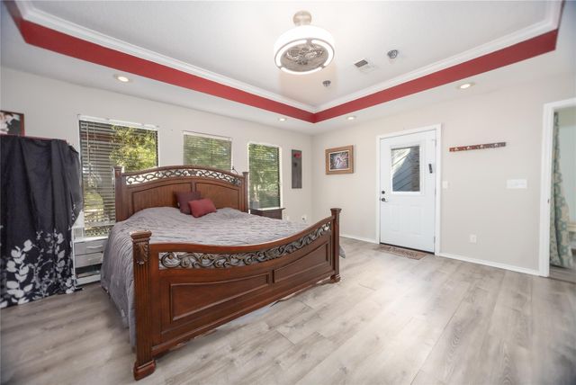 310 Karen Drive, Lufkin, TX 75901