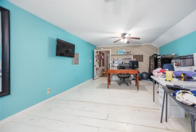 310 Karen Drive, Lufkin, TX 75901