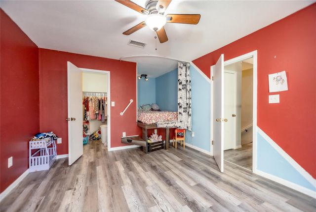 310 Karen Drive, Lufkin, TX 75901