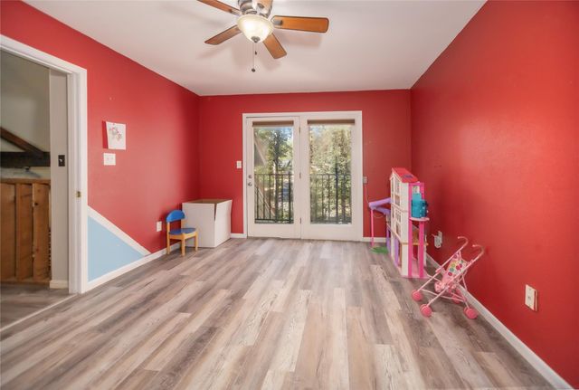 310 Karen Drive, Lufkin, TX 75901